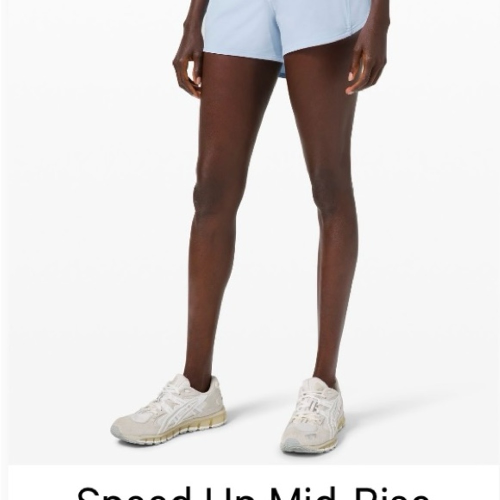 LULULEMON SPEED UP MID RISE Light Blue Shorts